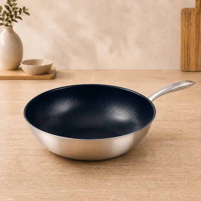 Conceptbeeld van de KERVA wok van 28 cm